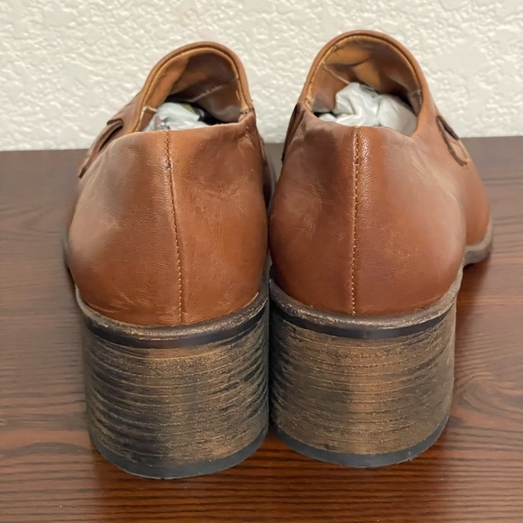 New Kupuri Spanish leather chunky heeled slip on - Picture 4 of 9